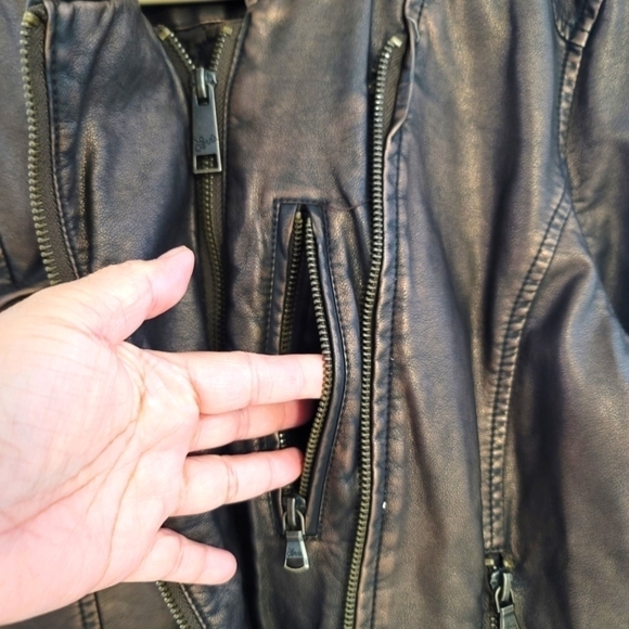 Levis Faux Leather Jacket Size Medium - Picture 7 of 15
